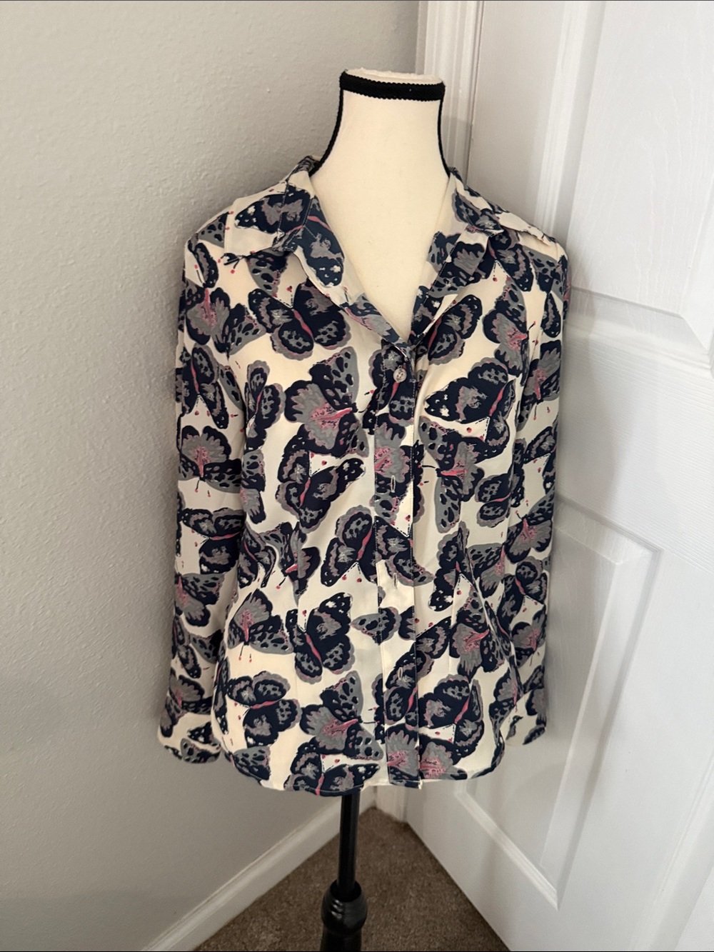 Tucker Cream Button-Down Blouse with Navy & Pink Floral Motif